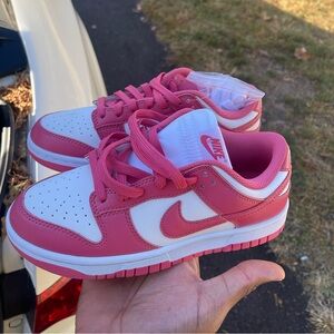 Nike archeo pink dunks. Size W 6.5